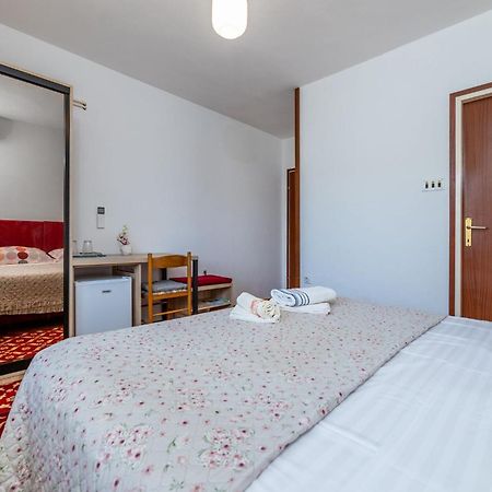 Rooms Sale Marija バスカ エクステリア 写真